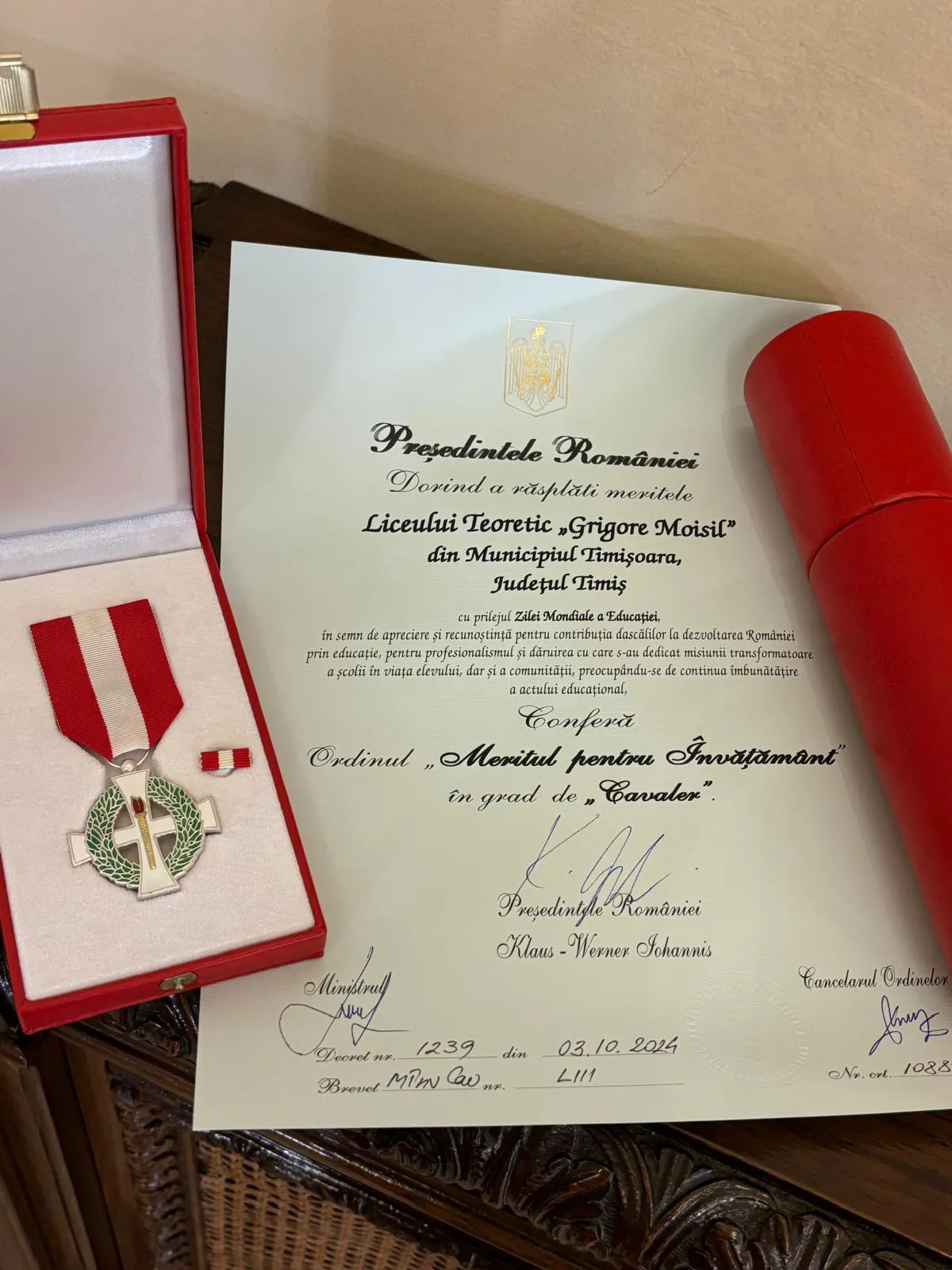 „Meritul pentru Învățământ” în grad de Cavaler